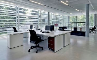 Kärhanalar näme üçin 2026-njy ýylda LED retrofit enjamlaryna geçýärler
